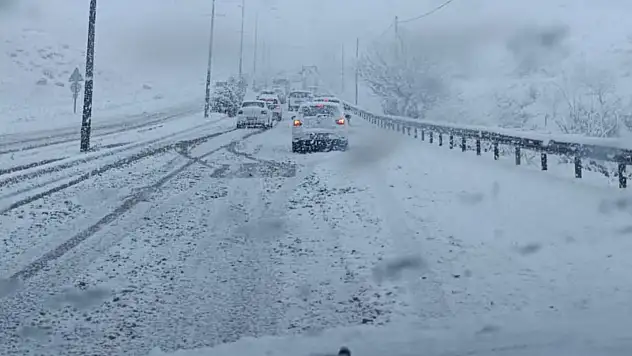 Meteoroloji uyardı: Siirt'te yer yer 20 santimi aşan yoğun kar bekleniyor