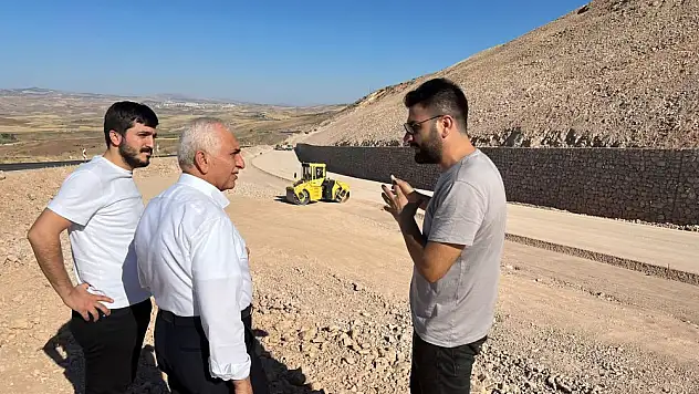 Milletvekilimiz Mervan Gül, Siirt-Kurtalan Yolunda İncelemelerde Bulundu