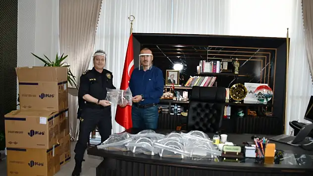 MİLLİ EĞİTİM'DEN EMNİYET'E MASKE DESTEĞİ