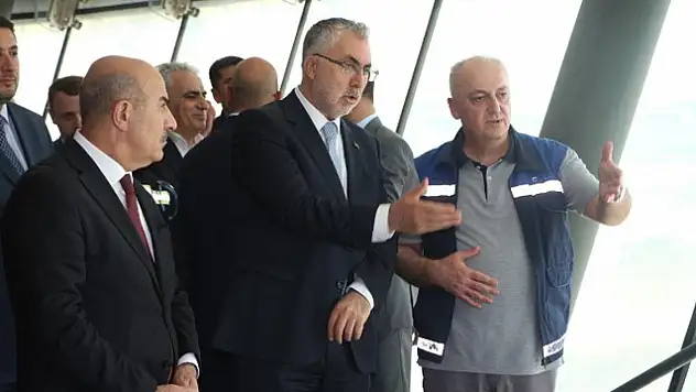 Milyonlar Merakla Bekliyor: Asgari Ücret Maratonu Başlıyor – Bakan Işıkhan'dan Önemli Açıklamalar