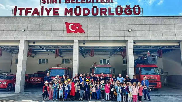 MİNİK ÖĞRENCİLER İTFAİYECİLERDEN EĞİTİM ALDI