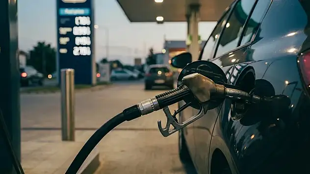 Motorinde İndirim Sonrası Zam Sinyali: Siirt'te Güncel Akaryakıt Fiyatları Belli Oldu
