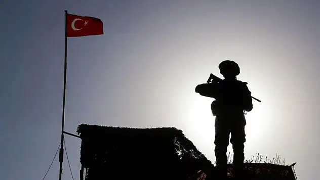 MSB Yunanistan'a Kaçmaya Çalışan 4'ü FETÖ Mensubu 9 Kişi Yakalandı