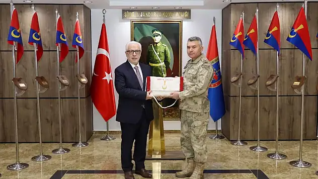 Müftü Pinal, İl Jandarma Komutanı Büyük'ü Ziyaret Etti