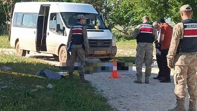 Muhtarlık Husumeti Katliama Dönüştü: Amca Çocukları Birbirine Girdi, 3 Ölü