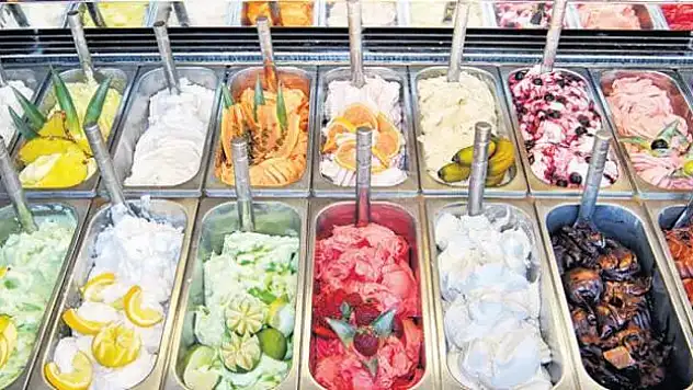 Ne Kadar Renkli O Kadar Riskli