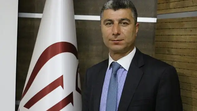 Nice Yıllara Koca Çınar…..