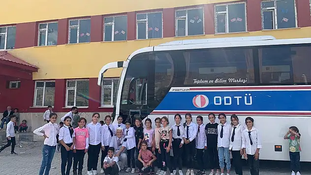 ODTÜ Bilim Otobüsü Siirt'te