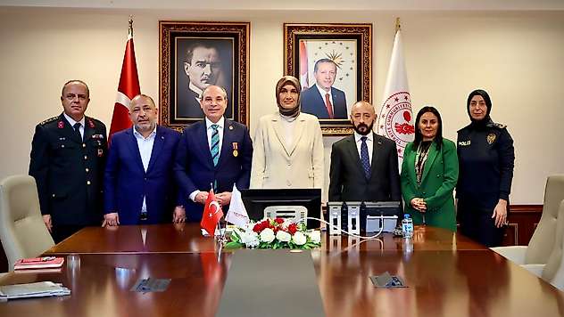 Onursal Başkan Seyithan Solmaz'dan İçişleri Bakan Yardımcısı Kübra Güran Yiğitbaşı'na Ziyaret