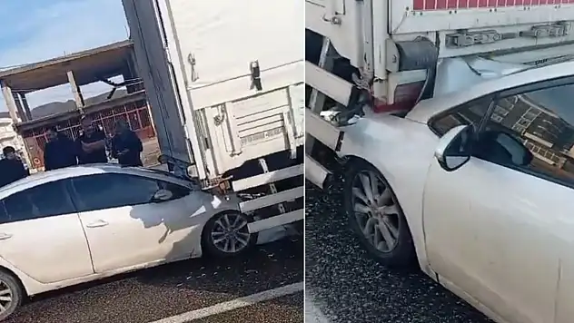 Siirt'te Kırmızı Işıkta Feci Çarpışma: Otomobil Tıra Arkadan Çarptı, Sürücü Yaralandı