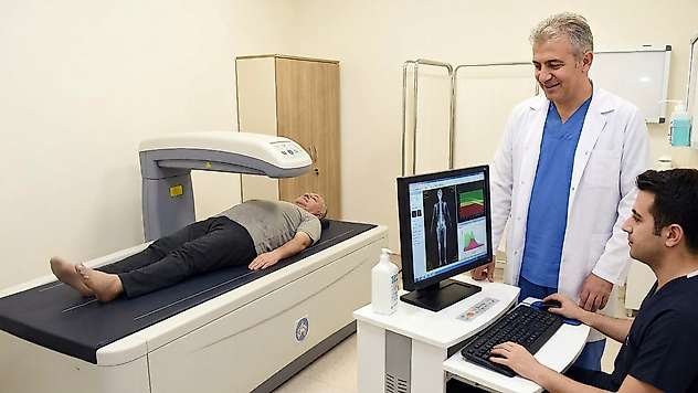Özel Siirt Hayat Hastanesi'nde Yeni Hizmet: Kemik Ölçümü (DEXA) Yapılmaya Başlandı