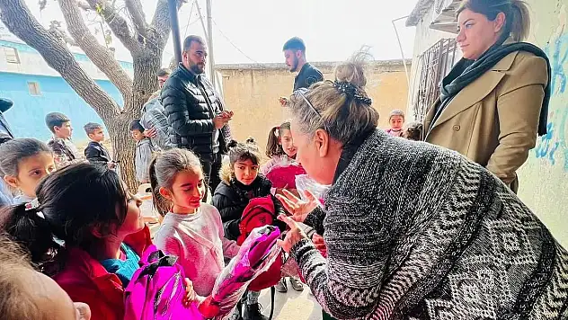 Özlem Baran: 'Zorlu Coğrafyada Eğitim Mücadelesine Destek Olmaya Devam Edeceğiz