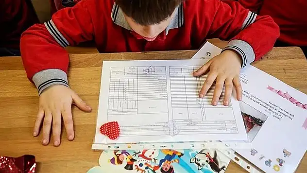 Pazartesi Günü Okullar Açılıyor