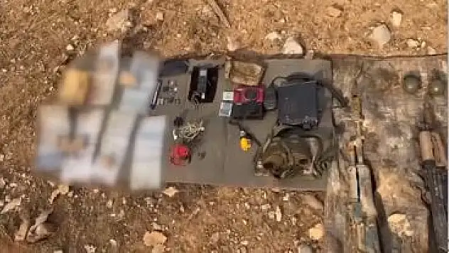 Pençe-Kilit Operasyon Bölgesinde Silah, Mühimmat ve Yaşam Malzemeleri Ele Geçirildi (Videolu Haber)