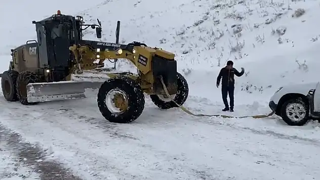 Pervari Geçittepe Köy Grup Yolu Ulaşıma Açıldı (Videolu Haber)