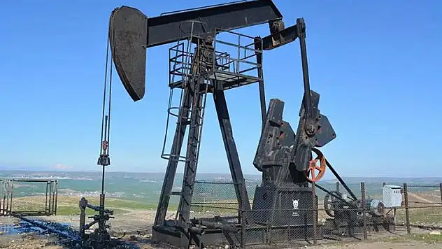 Petrol Sahasında Patlama: 1 Ölü, 1 Ağır Yaralı