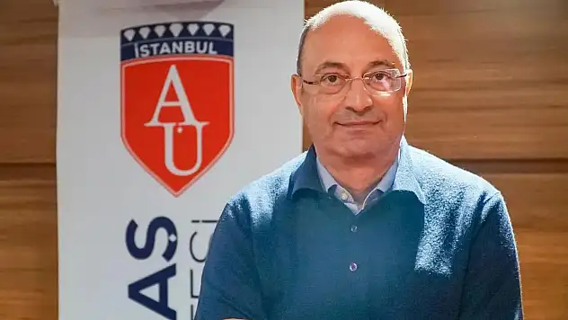 Prof.Dr.Levent Doğancı: 'Dünyada Her Yıl 2 Milyondan Fazla Yeni HIV Vakası Görülüyor'