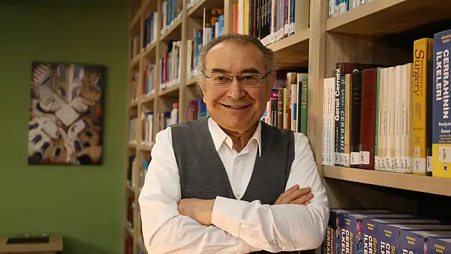 Prof. Dr. Nevzat Tarhan:  'Doğru Seçilmiş Bir Mesleğin Terapi Etkisi Var'