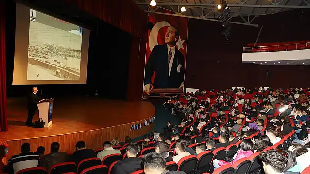 Prof.Dr.Sönmez 'Bir Kardelen Görürseniz, Bilinki O, Sarıkamış Şehidinin Sembolüdür'
