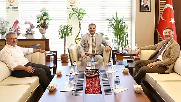 Rektör Şındak, Batman Üniversitesi Rektörü Demir'i Ağırladı