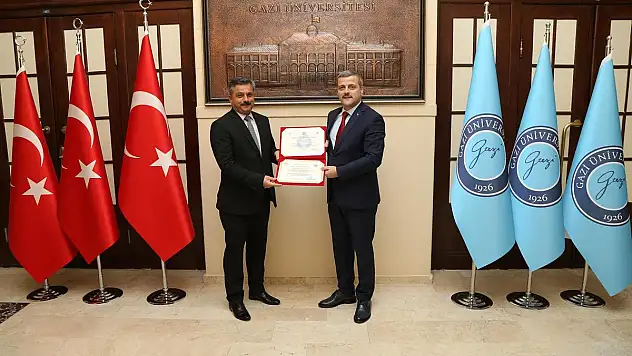 Rektör Şındak, Gazi Üniversitesi Rektörü Prof.Dr.Musa Yıldız´ı Ziyaret Etti