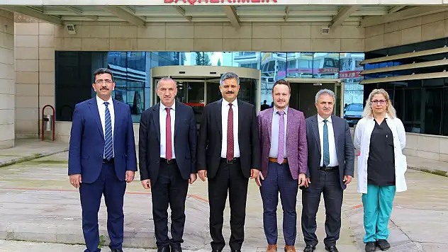 REKTÖR ŞINDAK'TAN SİİRT EĞİTİM VE ARAŞTIRMA HASTANESİNE ZİYARET