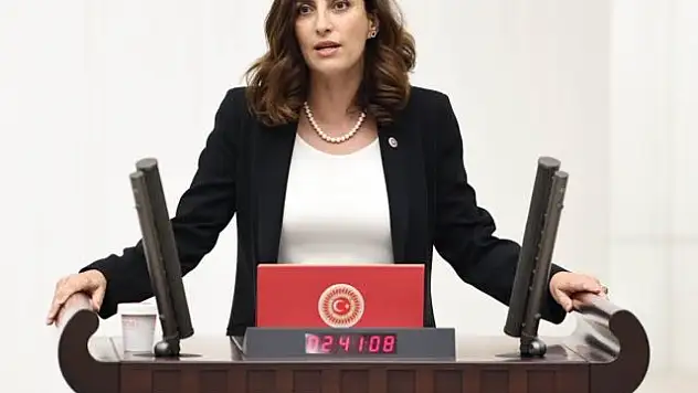 Rızvanoğlu: İstanbul'da Üniversite Öğrencileri İçin Barınma Yeterli Değil