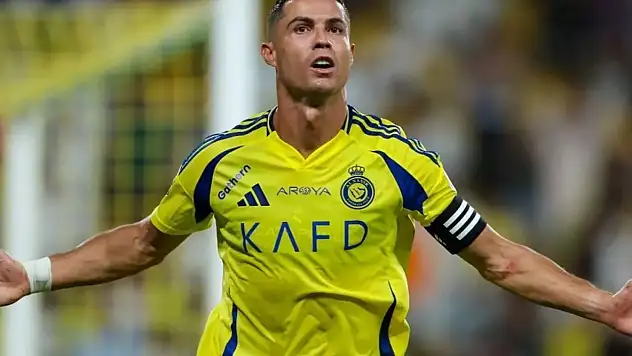 Ronaldo'nun resti Fenerbahçe'nin transfer planlarını da etkiledi