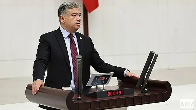 Sadullah Kısacık'tan İktidara: 'Çiftçimizi Zincir Marketlere Boğdurmayın'