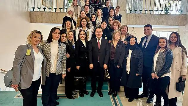 Şahin: Kadınlara Haklarını Lütuf Gibi Sunmayan Her Gün, Dünya Kadınlar Günü'dür'