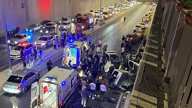 Trafik kazasında ağır yaralanan sürücü öldü: 4 yaralı