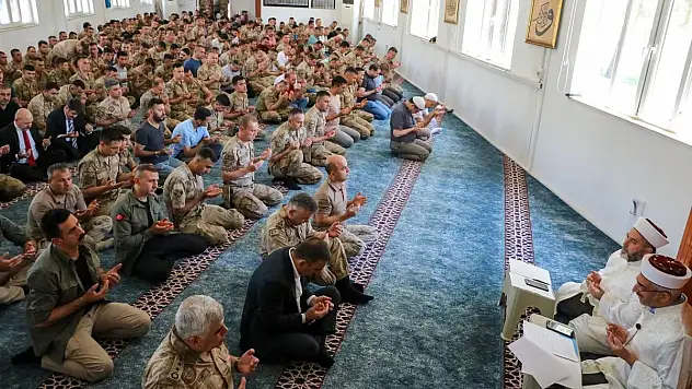 Şehit Jandarma Uzman Çavuş Aydın Ceylan İçin Mevlit Okutuldu