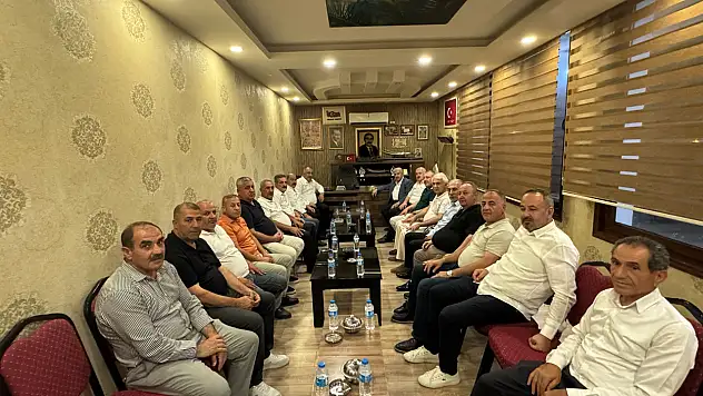 Seyithan Solmaz, Bölgenin Önde Gelen Çıre Aşireti Aileleriyle Buluştu