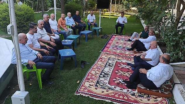 Seyithan Solmaz'dan Atabağı Belediye Başkanı Tayyar Lale'ye Ziyaret