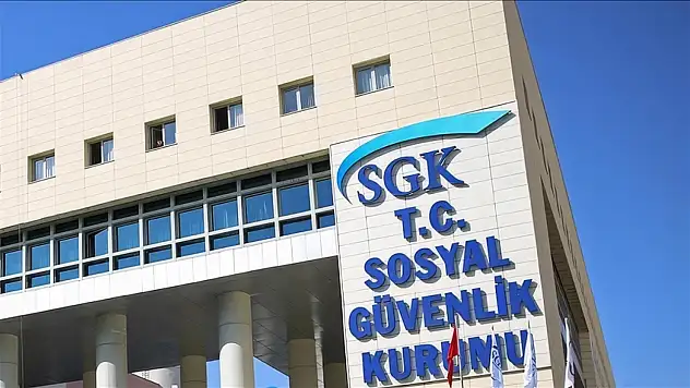 SGK'ye 1000 sözleşmeli personel alınacak: Başvuru tarihleri ve detaylar açıklandı