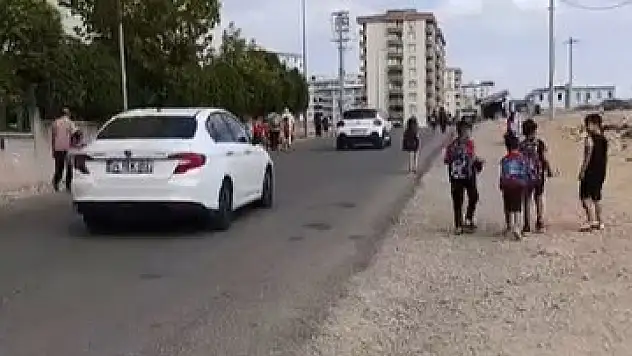 Siirt Afetevleri'nde Velilerin İsyanı: Şehit Kürşat Güneş İlkokulu Yoluna Kaldırım İstiyoruz
