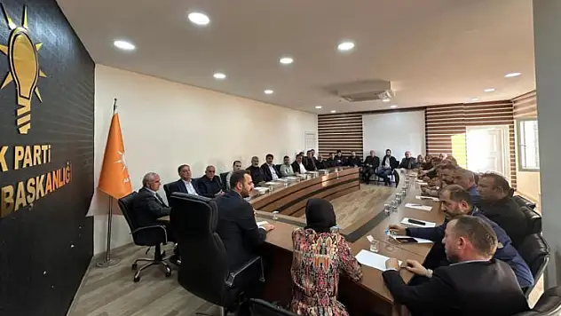 Siirt Ak Kadınlar İl Kurulu Toplantısını Gerçekleştirdi