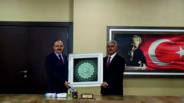 Siirt AK Parti Merkez İlçe Yönetiminden Vali Kızılkaya'ya Ziyaret