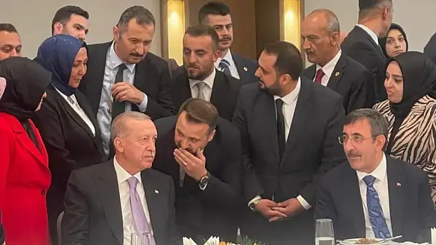 Siirt AK Parti İl Başkanı Özturan, Siirt'in Sorunlarını Cumhurbaşkanı Erdoğan'a Anlattı