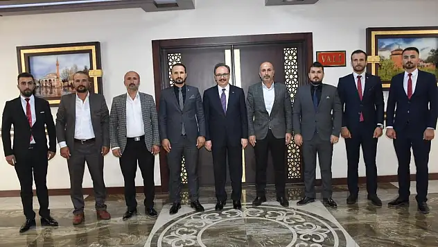 Siirt Anadolu Güvenlik Korucuları ve Şehit Aileleri Federasyonundan Vali Kızılkaya'ya Ziyaret