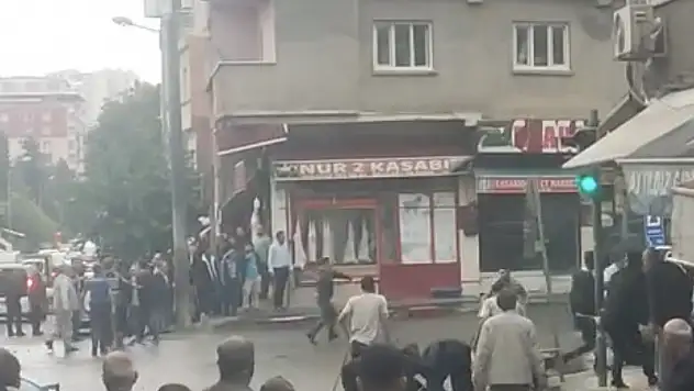 Siirt Aydınlar Caddesi Üzerinde Büyük Kavga: Gözaltılar Var