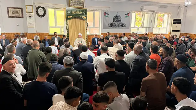 Siirt Basret Kur'an Kursu'nda Bayramlaşma Programı Düzenlendi