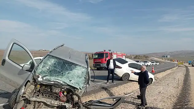 Siirt-Batman Karayolunda 3 Aracın Karıştığı Kazada Ölü Sayısı İkiye Çıktı