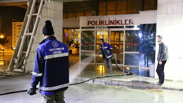 SİİRT BELEDİYESİ DEZENFEKTE ÇALIŞMALARINI ARTIRDI