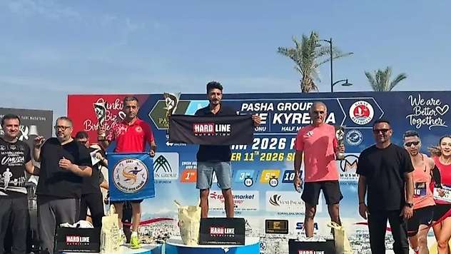 Siirt Belediyesi Spor Kulübü Sporcusu Muhittin Gürhan, Girne Yarı Maratonu'nda İkinci Oldu