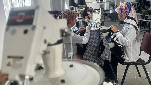 Siirt Belediyesi Tekstil Projelerinde İstihdama Başladı