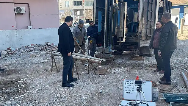 SİİRT BELEDİYESİ YAPILMASI PLANLANAN İNŞAATLARIN JEOLOJİK-JEOTEKNİK ZEMİN ETÜTLERİNİ DENETLEDİ