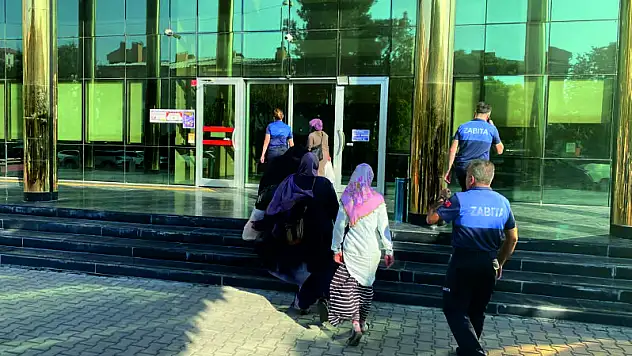 Siirt Belediyesi Zabıta Müdürlüğü'nden Dilencilere Sıkı Denetim