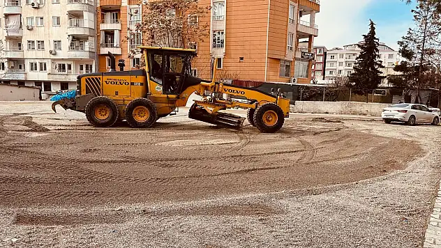 Siirt Belediyesinden otoparklarda yağış sonrası onarım çalışması