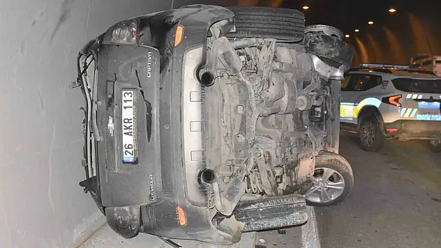 Siirt Bitlis Karayolunda Meydana Gelen Kazada 2 Kişi Yaralandı